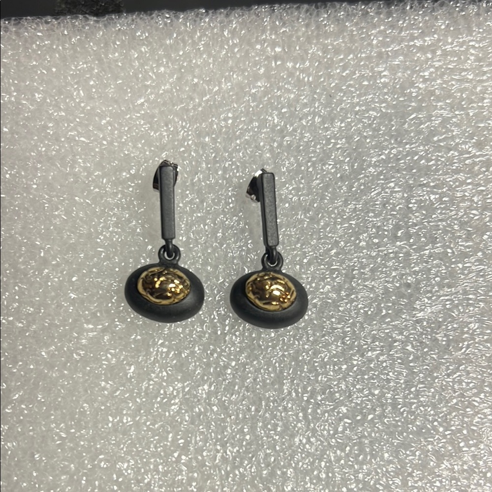Elegant Chico Gold and Black Drop Earrings